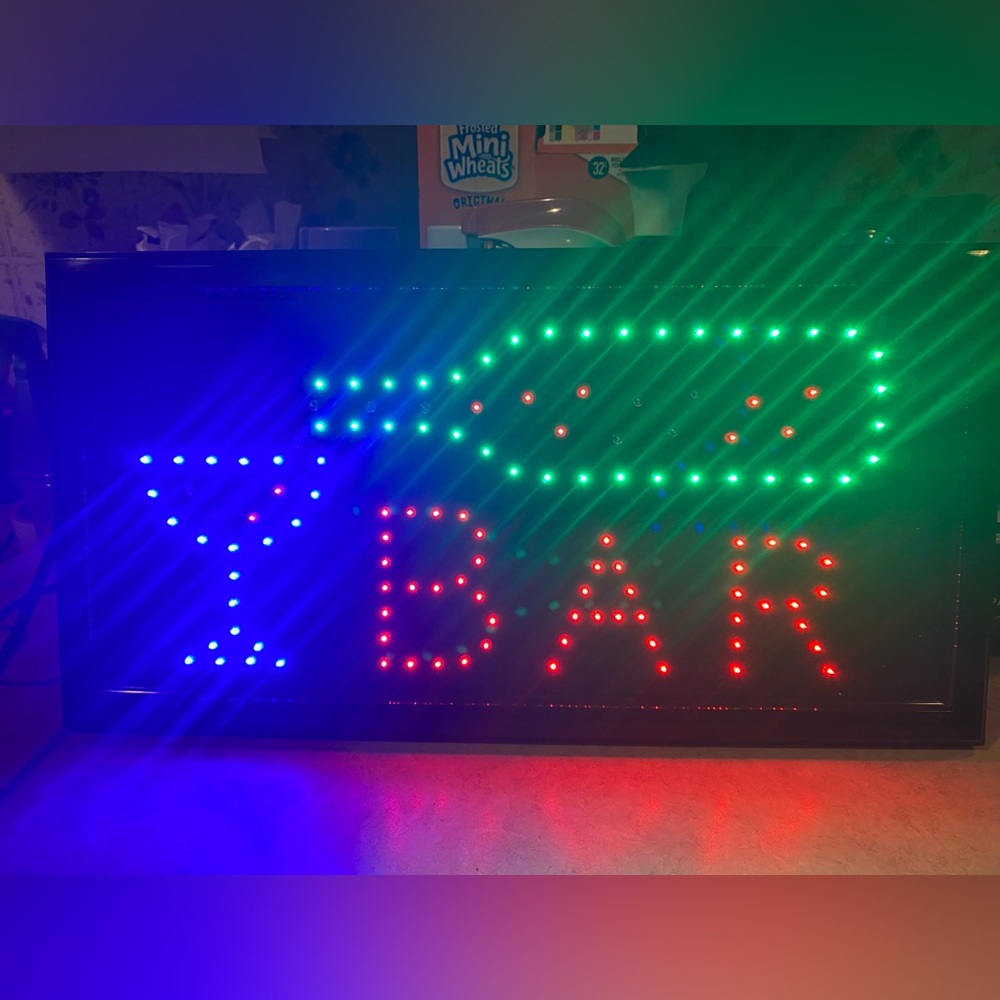 LED Bar Sign with Bottle and Glass Design